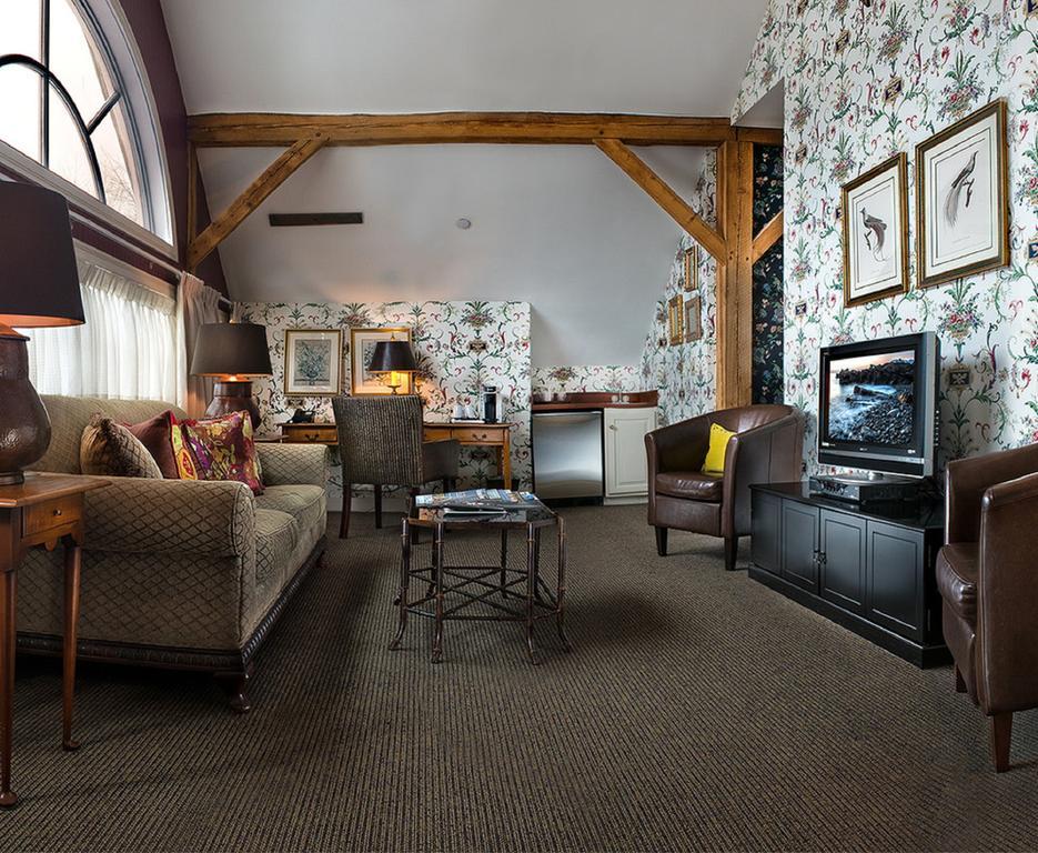 Bedford Village Inn Buitenkant foto